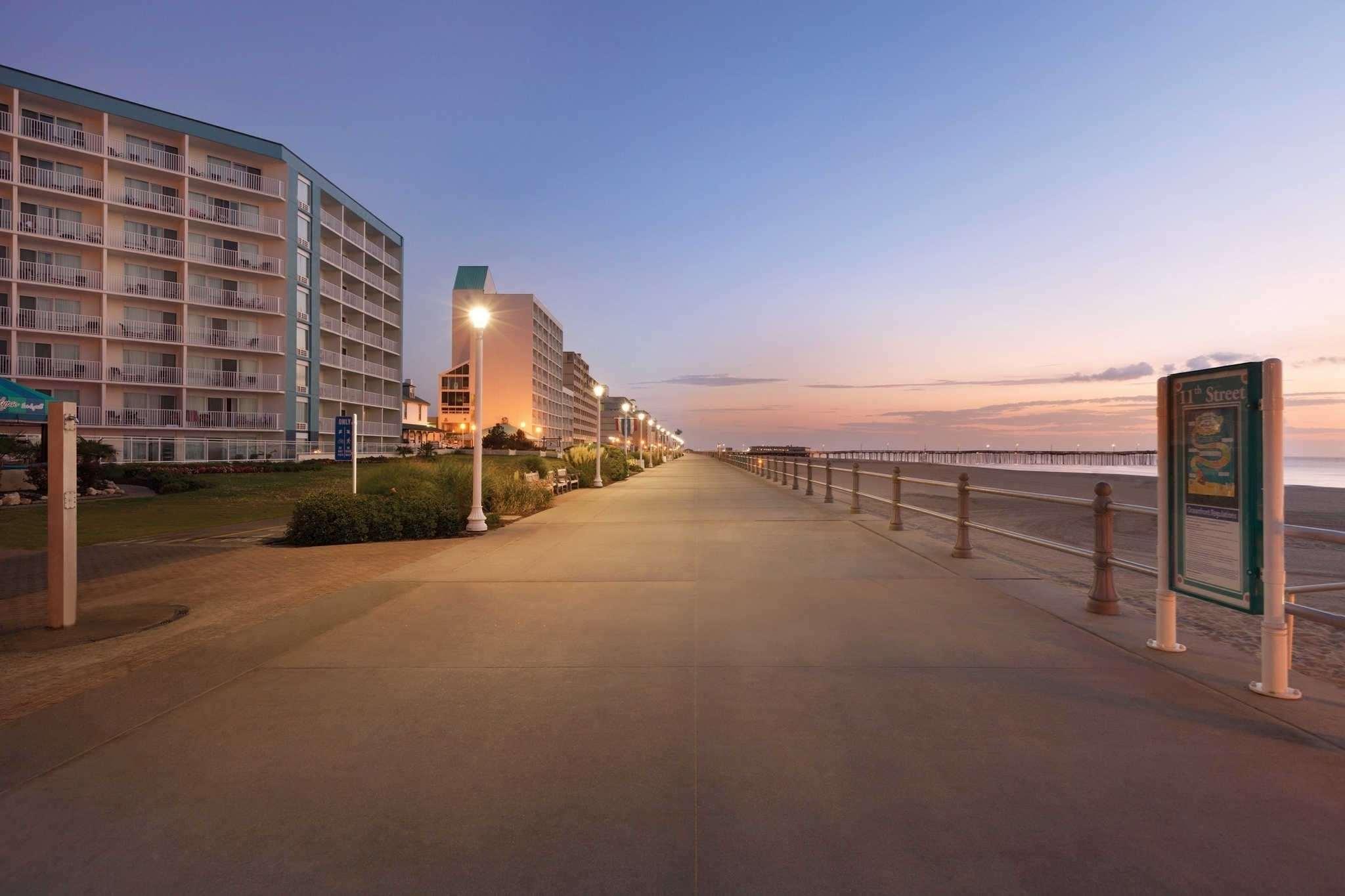 Surfbreak Virginia Beach Oceanfront, Ascend Hotel Collection Exterior photo